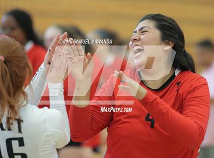 Thumbnail 1 in Chatsworth vs Taft photogallery.