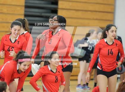 Thumbnail 3 in Chatsworth vs Taft photogallery.