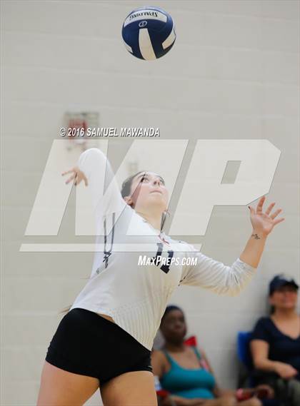 Thumbnail 2 in Chatsworth vs Taft photogallery.