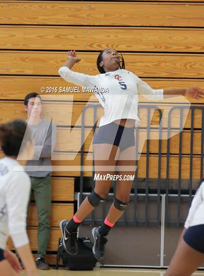 Thumbnail 1 in Chatsworth vs Taft photogallery.