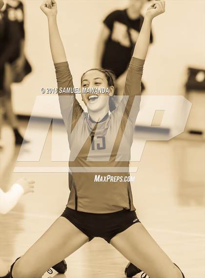 Thumbnail 2 in Chatsworth vs Taft photogallery.