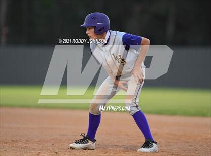 Thumbnail 1 in South Beauregard vs Iowa photogallery.