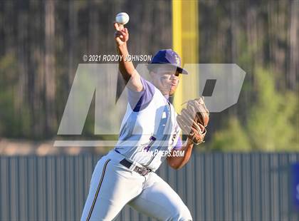 Thumbnail 2 in South Beauregard vs Iowa photogallery.