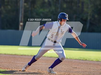 Thumbnail 3 in South Beauregard vs Iowa photogallery.