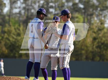Thumbnail 2 in South Beauregard vs Iowa photogallery.