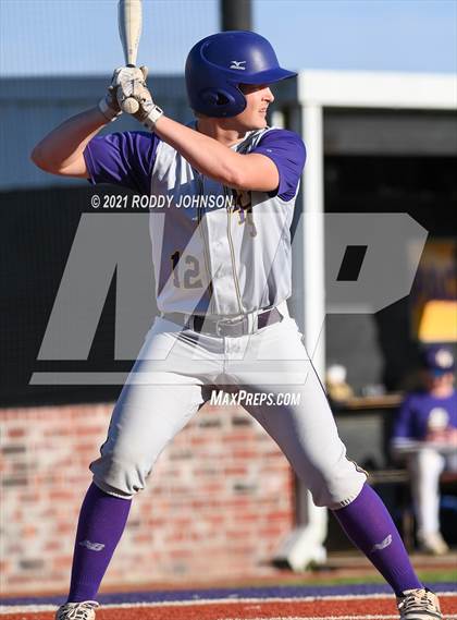 Thumbnail 1 in South Beauregard vs Iowa photogallery.