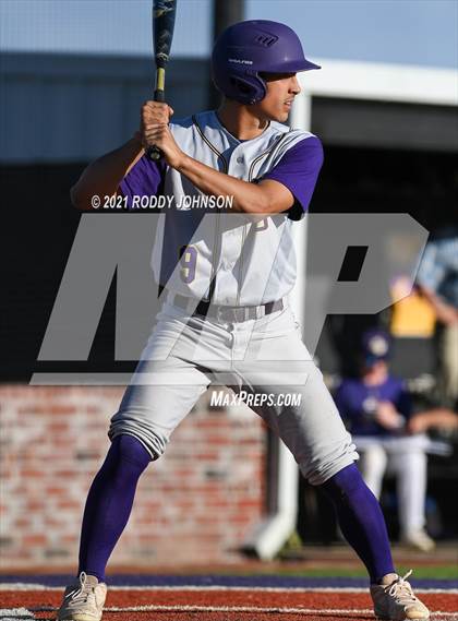 Thumbnail 1 in South Beauregard vs Iowa photogallery.