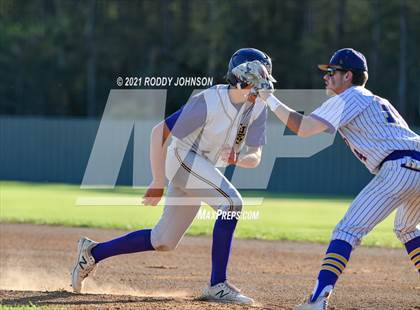 Thumbnail 2 in South Beauregard vs Iowa photogallery.