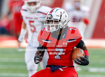 Thumbnail 3 in East vs. American Fork (UHSAA 6A Semifinal) photogallery.