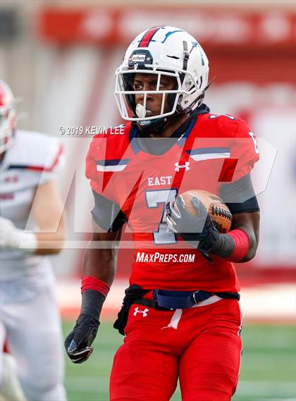 Thumbnail 2 in East vs. American Fork (UHSAA 6A Semifinal) photogallery.