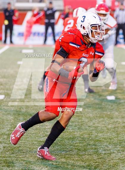Thumbnail 3 in East vs. American Fork (UHSAA 6A Semifinal) photogallery.