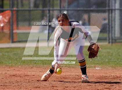 Thumbnail 3 in Walker Valley vs. Summit photogallery.