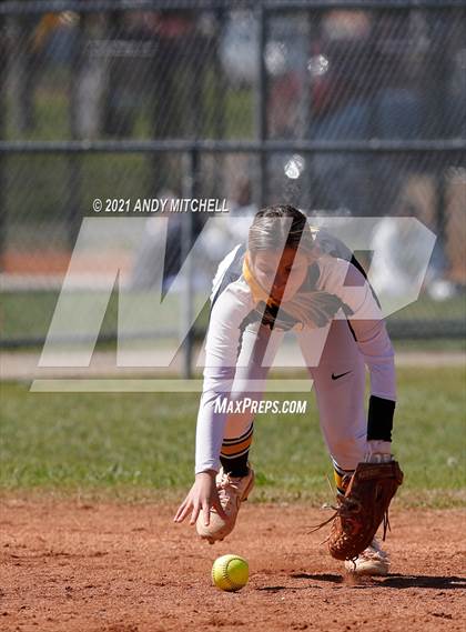 Thumbnail 1 in Walker Valley vs. Summit photogallery.