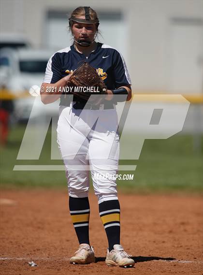 Thumbnail 1 in Walker Valley vs. Summit photogallery.