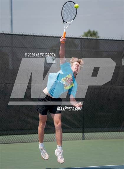 Thumbnail 3 in UIL Tennis 1A & 2A Boys Quarterfinal photogallery.