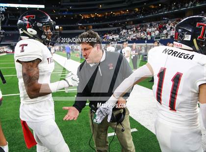 Thumbnail 3 in Longview vs. Tascosa (UIL 6A Semifinal) photogallery.