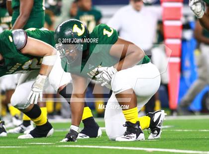 Thumbnail 3 in Longview vs. Tascosa (UIL 6A Semifinal) photogallery.