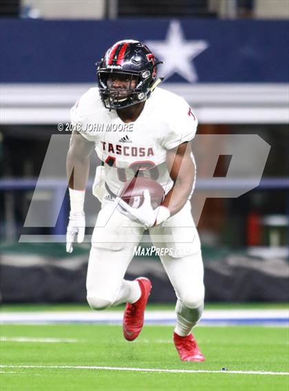 Thumbnail 2 in Longview vs. Tascosa (UIL 6A Semifinal) photogallery.