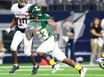 Thumbnail 3 in Longview vs. Tascosa (UIL 6A Semifinal) photogallery.