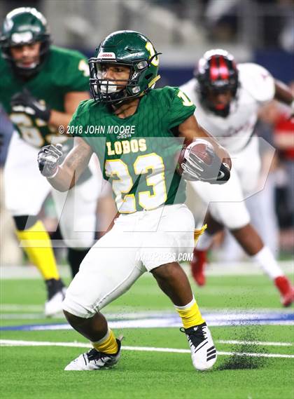 Thumbnail 2 in Longview vs. Tascosa (UIL 6A Semifinal) photogallery.