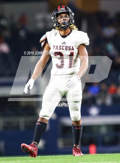 Thumbnail 2 in Longview vs. Tascosa (UIL 6A Semifinal) photogallery.