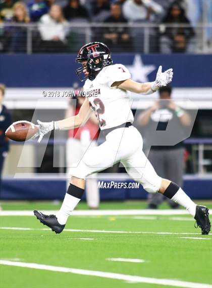 Thumbnail 3 in Longview vs. Tascosa (UIL 6A Semifinal) photogallery.