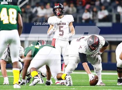 Thumbnail 3 in Longview vs. Tascosa (UIL 6A Semifinal) photogallery.