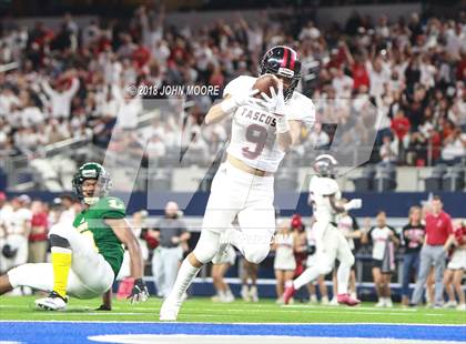 Thumbnail 2 in Longview vs. Tascosa (UIL 6A Semifinal) photogallery.