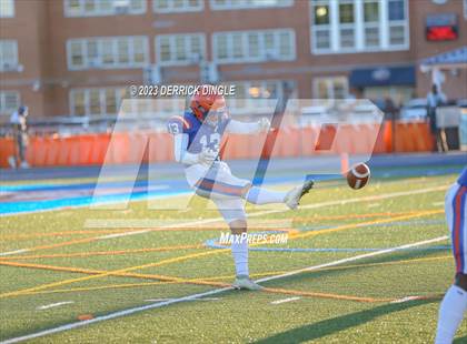 Thumbnail 3 in Locust Valley @ Malverne photogallery.