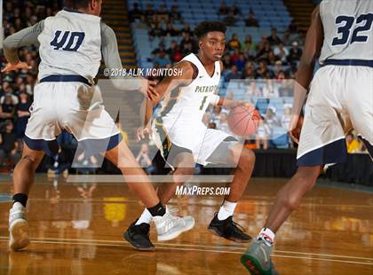 Thumbnail 2 in Heritage vs. Independence (NCHSAA 4A Final) photogallery.