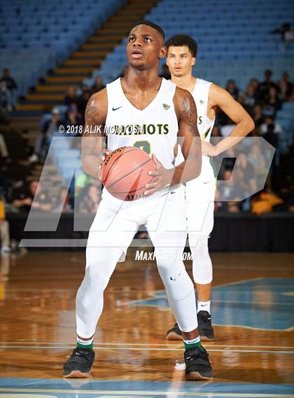 Thumbnail 1 in Heritage vs. Independence (NCHSAA 4A Final) photogallery.