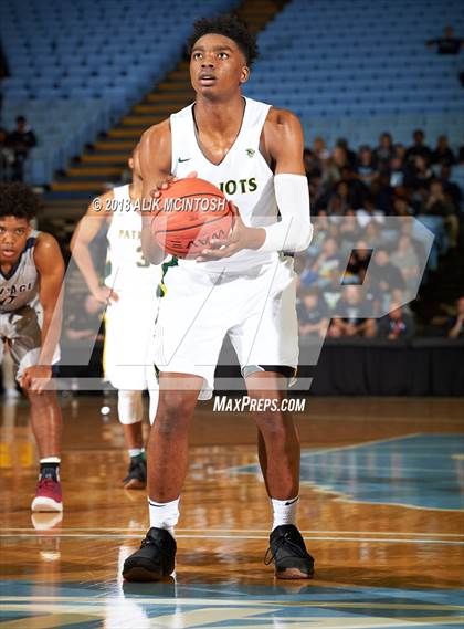 Thumbnail 1 in Heritage vs. Independence (NCHSAA 4A Final) photogallery.