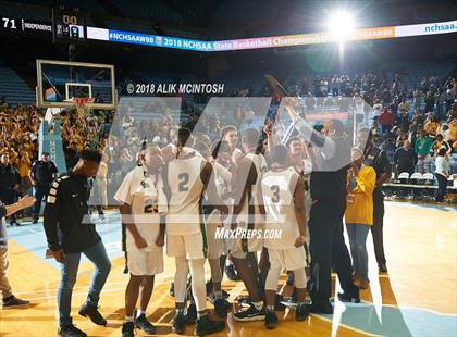 Thumbnail 2 in Heritage vs. Independence (NCHSAA 4A Final) photogallery.