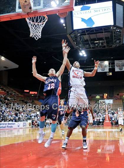 Thumbnail 1 in San Joaquin Memorial vs. Liberty (CIF CS D2 Final) photogallery.