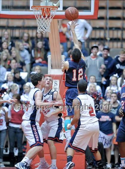 Thumbnail 1 in San Joaquin Memorial vs. Liberty (CIF CS D2 Final) photogallery.