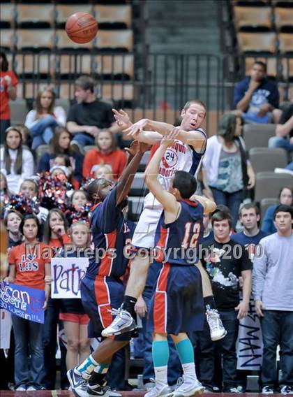 Thumbnail 3 in San Joaquin Memorial vs. Liberty (CIF CS D2 Final) photogallery.