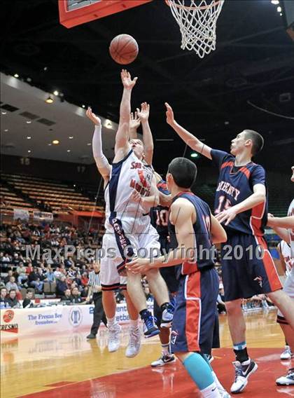 Thumbnail 2 in San Joaquin Memorial vs. Liberty (CIF CS D2 Final) photogallery.