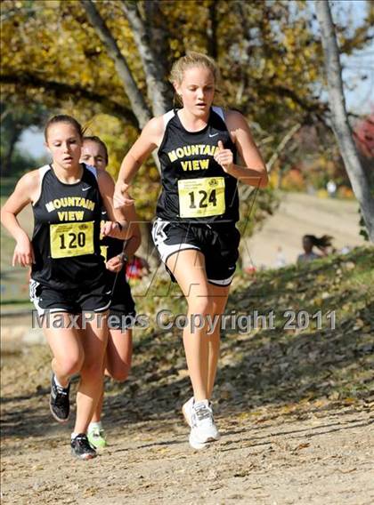 Thumbnail 1 in CIF State Cross Country Championships (Girls Division II) photogallery.