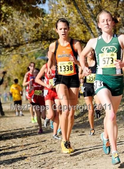 Thumbnail 2 in CIF State Cross Country Championships (Girls Division II) photogallery.