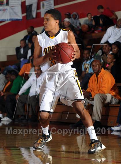 Thumbnail 2 in Ventura vs Price (Rose City Roundball Classic) photogallery.