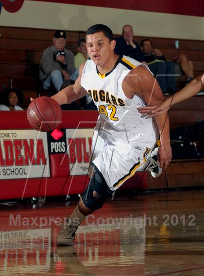 Thumbnail 2 in Ventura vs Price (Rose City Roundball Classic) photogallery.
