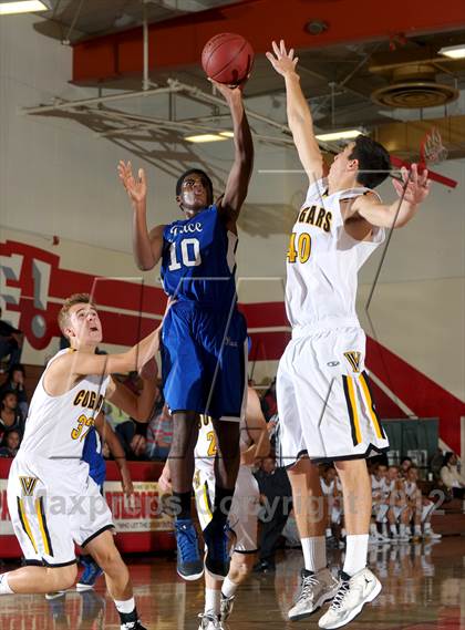 Thumbnail 1 in Ventura vs Price (Rose City Roundball Classic) photogallery.