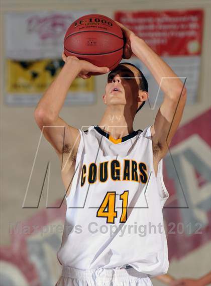 Thumbnail 3 in Ventura vs Price (Rose City Roundball Classic) photogallery.