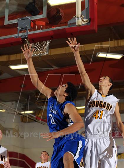 Thumbnail 3 in Ventura vs Price (Rose City Roundball Classic) photogallery.