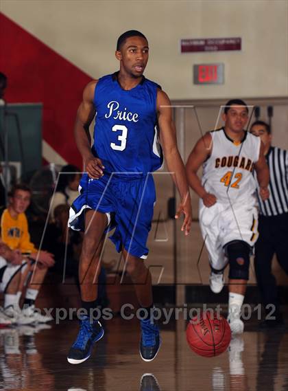 Thumbnail 3 in Ventura vs Price (Rose City Roundball Classic) photogallery.