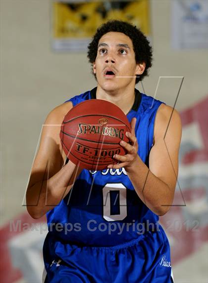 Thumbnail 1 in Ventura vs Price (Rose City Roundball Classic) photogallery.