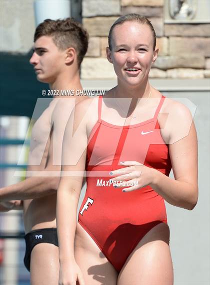 Thumbnail 3 in CIF State Diving Prelims photogallery.