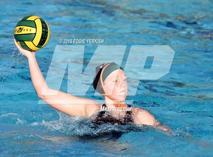 Thumbnail 2 in Notre Dame (SO) vs. Poly-Riverside (Los Altos Tournament) photogallery.