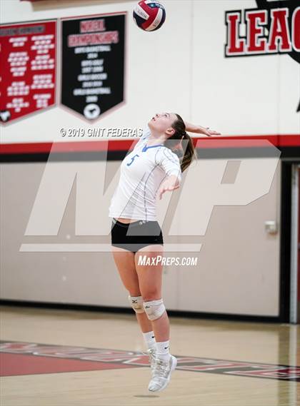 Thumbnail 2 in Foothill vs. Monte Vista (CIF NCS D1 Quarterfinal) photogallery.