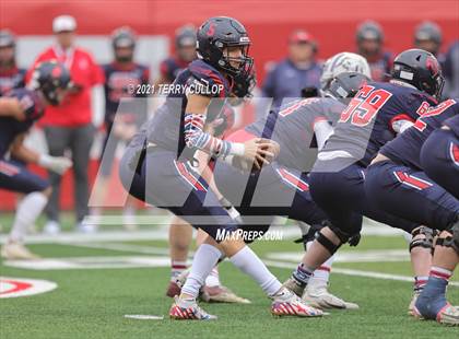 Thumbnail 3 in Lehi vs. Springville (UHSAA 5A Final) photogallery.